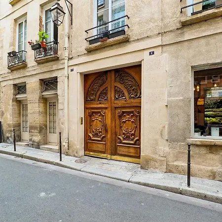 Lavie Maison: Marais Gem Apartment